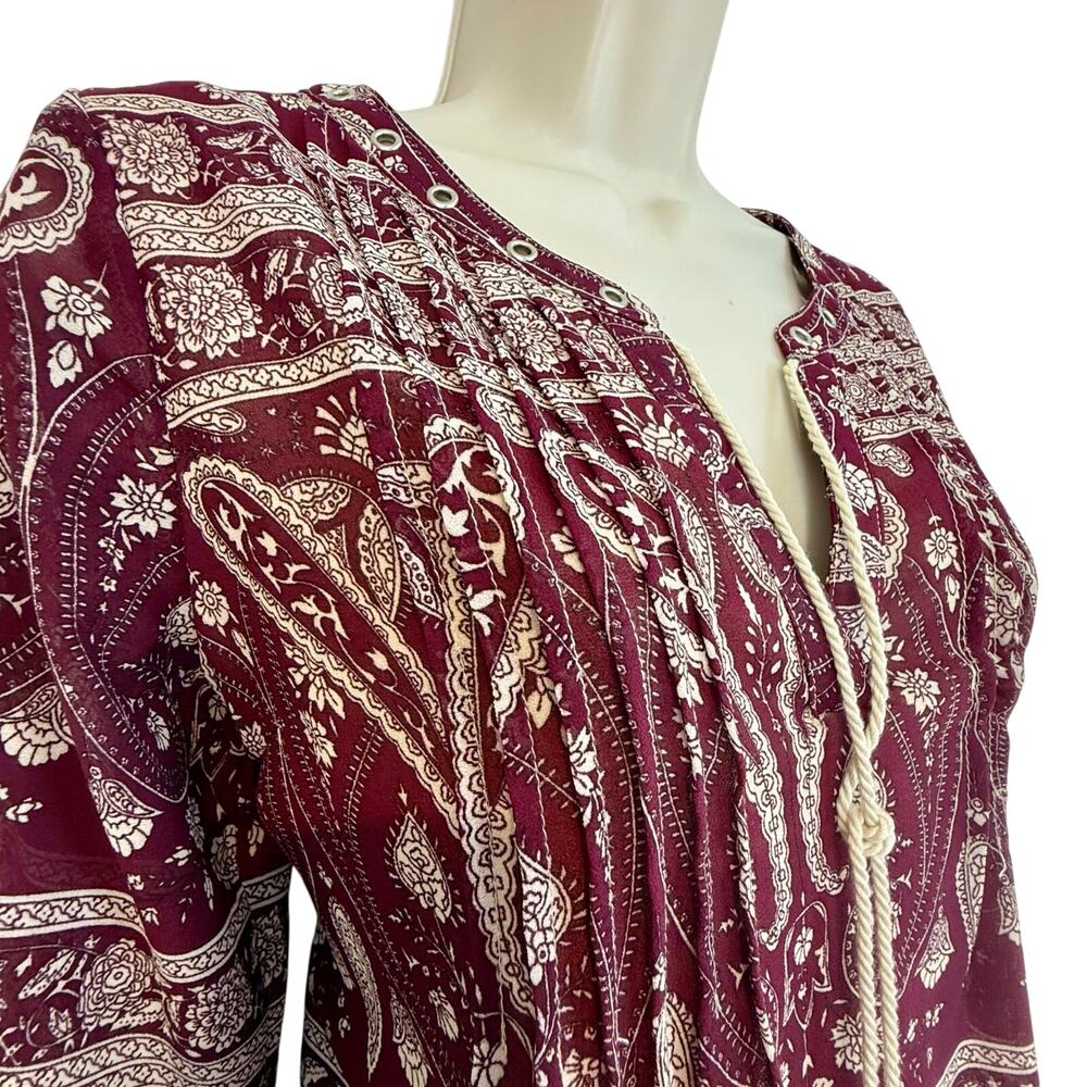 Skies Are Blue Maroon Tan Paisley Tunic Top Pleated V Neckline Grommet Accent - Picture 4 of 16